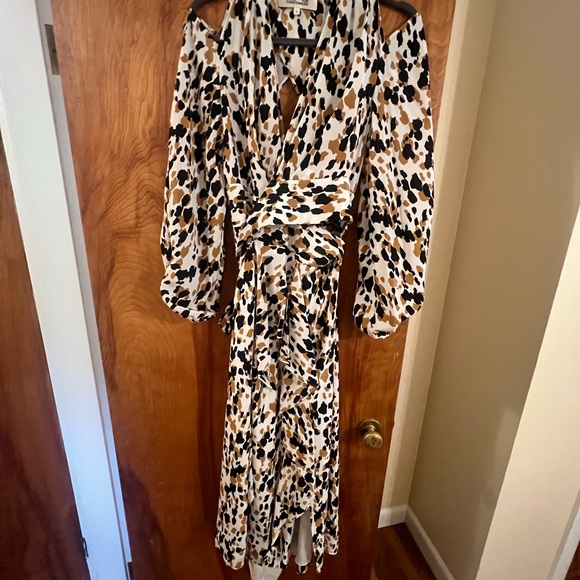 Diane Von Furstenberg Long Sleeve Silk Dress - Picture 6 of 12